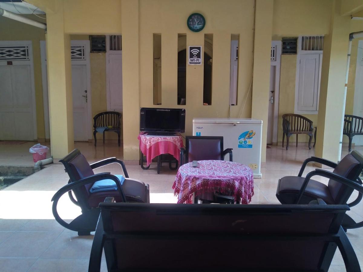 Hotel Pekalongan Syariah Mitra Reddoorz Экстерьер фото