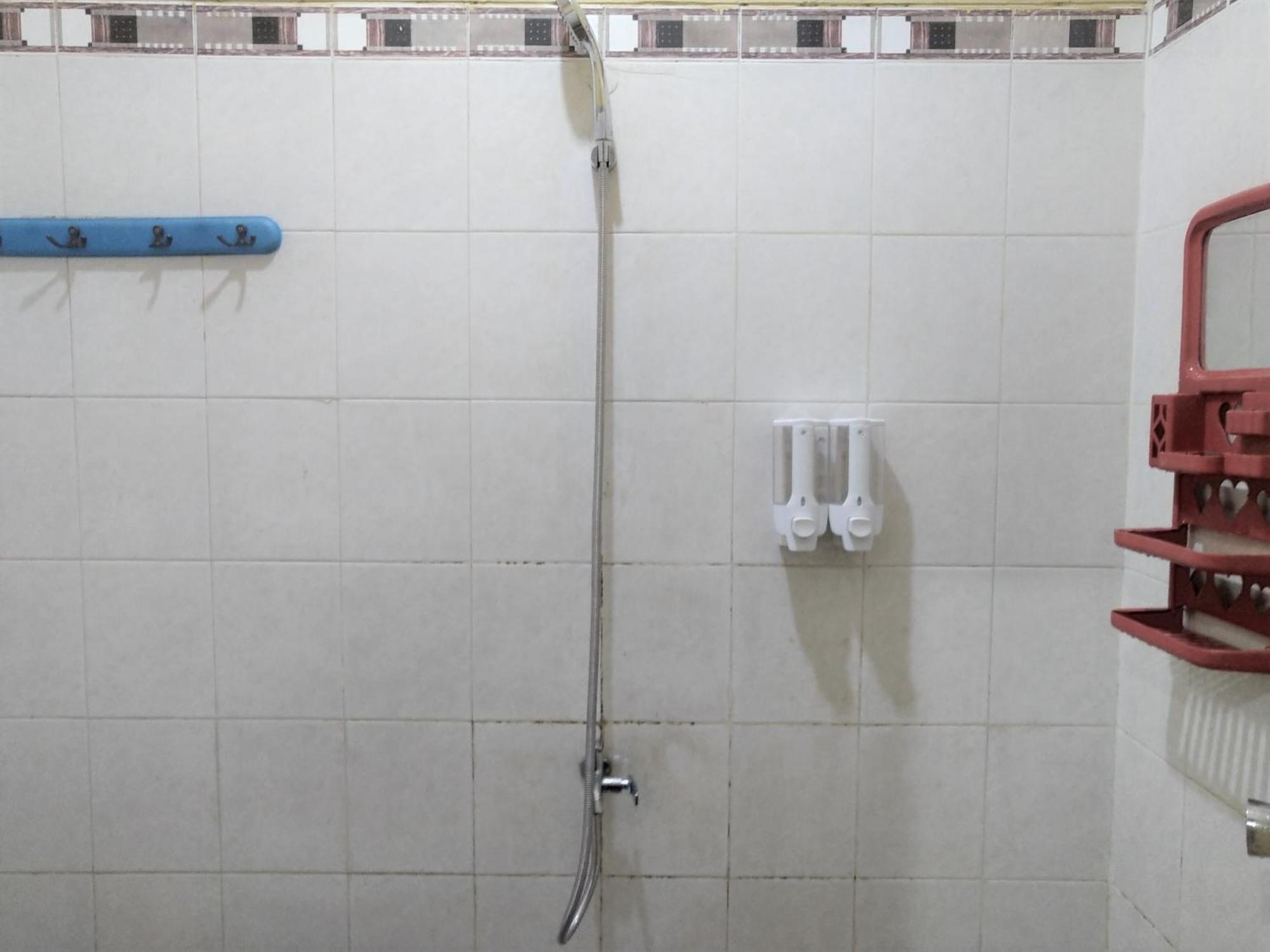 Hotel Pekalongan Syariah Mitra Reddoorz Номер фото